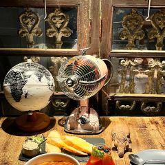 Showroom Cafe User Photo