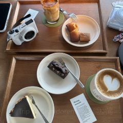 Having Moment User Photo