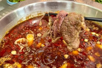 辣润串精品肥牛火锅