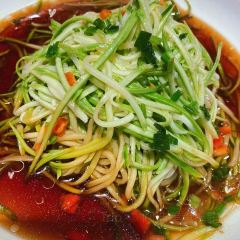 Songlushanzhuangcanyinbu User Photo