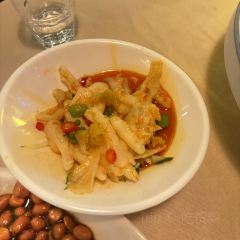 Leean Amoderated User Photo