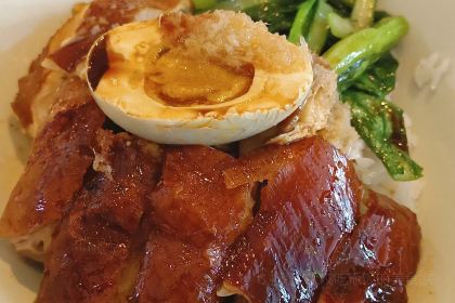 Little Charlie Restaurant