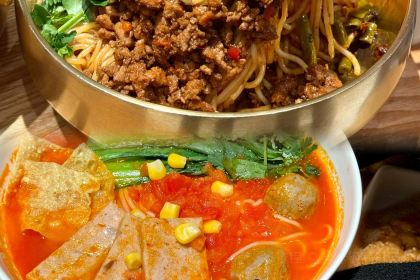 匠本米所·炸酱米线·潮汕小食(万泰汇店)