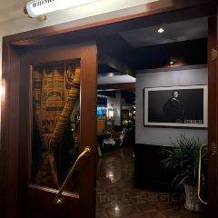 昆明喜舍清歡高空露台設計師飯店（昆明萬象城店）·歡BAR·高空泳池威士忌酒廊張用戶圖片
