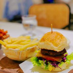 Aliya RESTAURANT User Photo