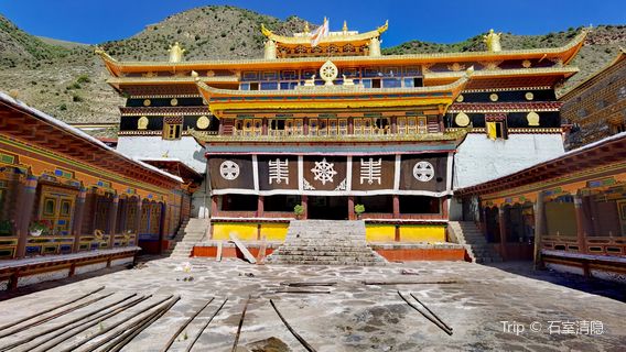 Baili Temple