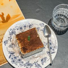 半两·咖啡书店·浮生是杯酒 여행 사진