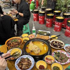 一品红养生汤煲(沙坪坝公园店) User Photo