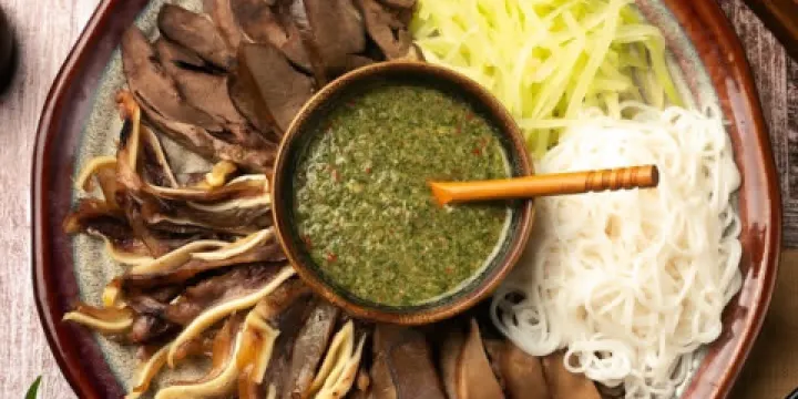 Shan Yoe Yar Sule Square