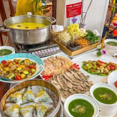 QIANCHAOYAN User Photo