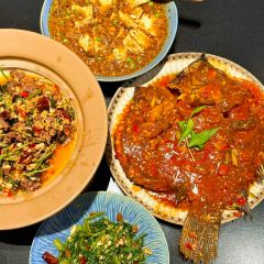 伍号勐混牛撒撇米线店(泼水广场店) User Photo