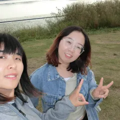 半两·咖啡书店·浮生是杯酒 User Photo