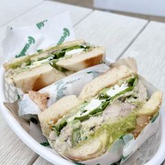 Frankly Bagels 여행 사진