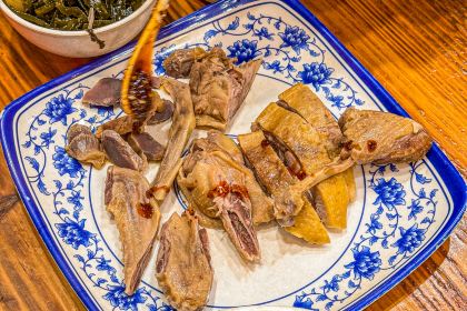 寅春老滷麵(含山一店)