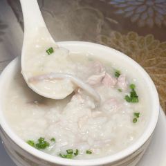 万和假日酒店-3楼维雅阁餐厅 User Photo