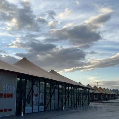 乌素特水上雅丹梦幻星空野奢度假酒店·雅丹之夜 User Photo