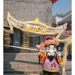 何小姑虾蟹楼(青年中路店) User Photo