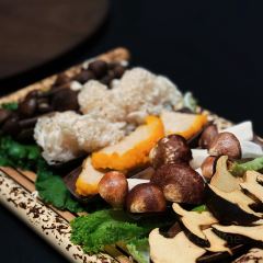 JINKUNGE·TONGLUSHUANROU User Photo