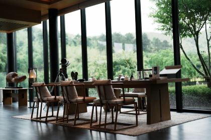 MAN HO CHINESE REASTAURANT