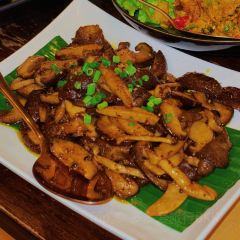 Thainiyom User Photo