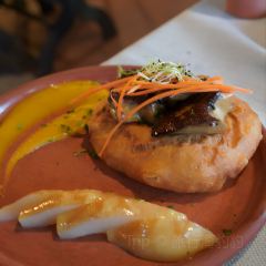 Renaissance Restaurant 여행 사진