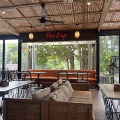 Chuon Chuon Bistro &  Bar User Photo