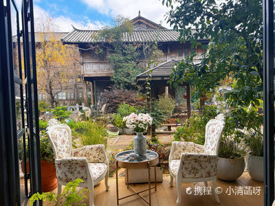 Heqing County Xinhua Silverware Art Town