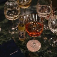 URBAN Lounge User Photo