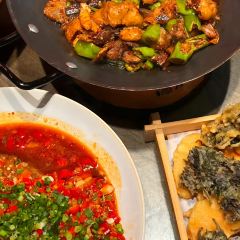 德小钵·肥肠馆(金钻店) User Photo