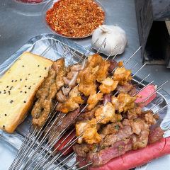 玉米地烧烤(总店) User Photo
