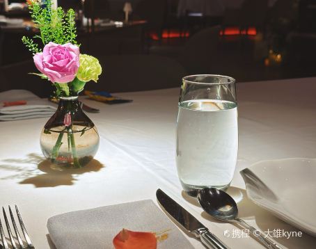 Zodo Prince Steak House (Aijian Zhuozhan Branch)