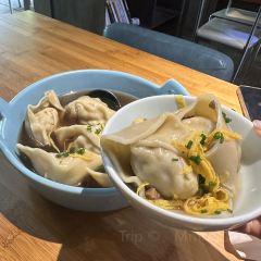 A YI SHI TANG User Photo