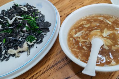 伊林居饭庄央视清真八大碗