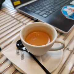 LOTUSTREE鹿豆咖啡(乌山店) User Photo