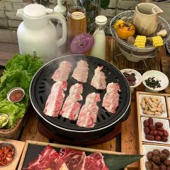冷遇见暖庭院烤肉(芝麻街店) User Photo