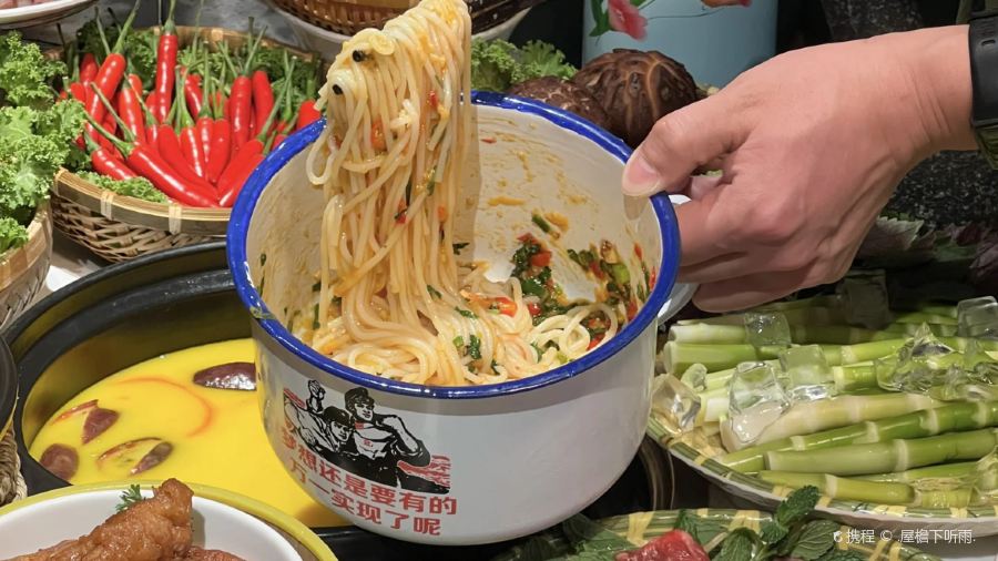 粤小煲鲜汤猪肚鸡(锦艺城店)