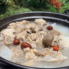 望天树雨林餐厅 User Photo