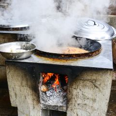 Huangcangyumalipingzhengzongmogu Chicken Restaurant 여행 사진