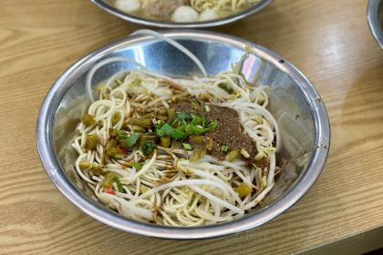 汪师傅双柳鱼丸汤(潢川店)