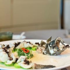 Shang Rong User Photo