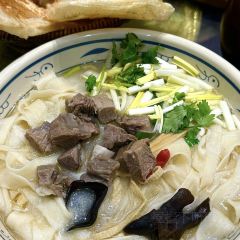 三牛家厨(长江路店) User Photo