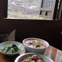 烏江寨苗王飯店·紫雲餐廳張用戶圖片