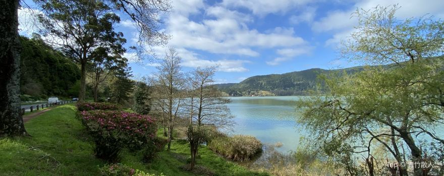 Furnas Lake