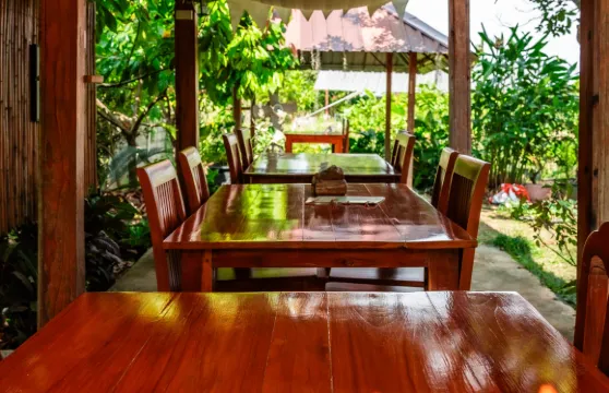 Huean Arharn Baan Cafe