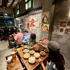 云南建水鸡脚王烧烤(商贸路店) 여행 사진