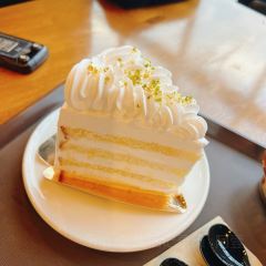 Cafe Mou Moon User Photo