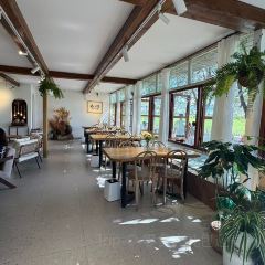 六月瓣咖啡 User Photo