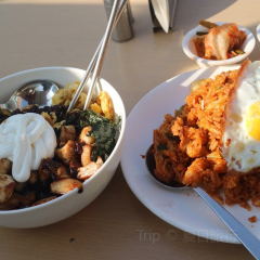 Kim Mohan's Restaurant & Cafe User Photo