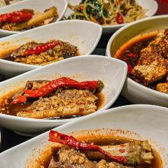 JINKUNGE·TONGLUSHUANROU 여행 사진