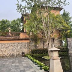 元阳万缮度假酒店餐厅 User Photo